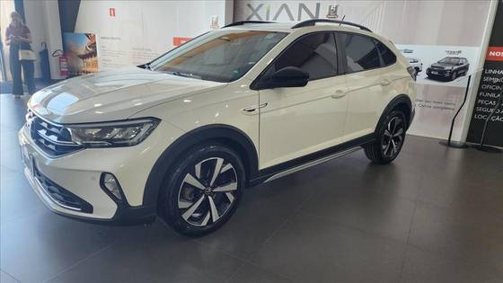 VOLKSWAGEN NIVUS 1.0 200 TSI TOTAL FLEX HIGHLINE AUTOMÁTICO